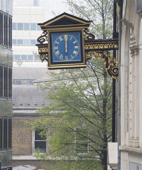 London clock time now - In the moment when this page was generated, in it was Saturday, February 17, 2024 10:05 PM Abbreviation for this time zone is UTC . Difference to Greenwich mean time is 3600 seconds = GMT. Your clock offset: s. Sync precision: ± s.